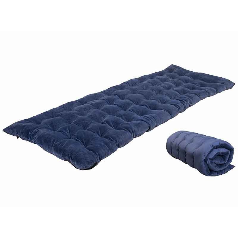 Klappbares Feldbett mit Auflage im Mini-Packmaß